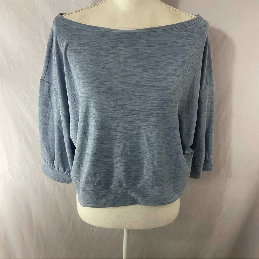 Old Navy Breathe on cropped top